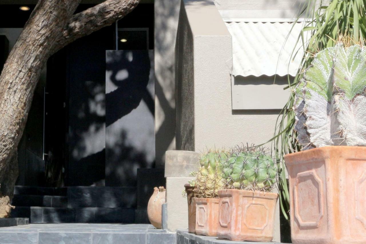 Herzinger Boutique Guesthouse Klein Windhoek Exteriör bild